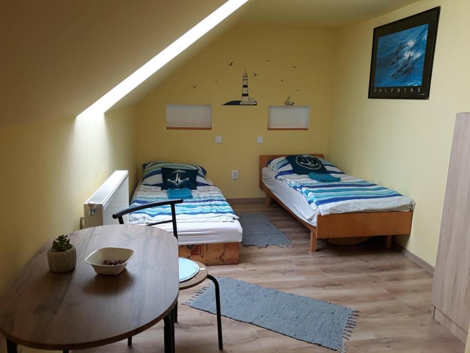 Kis Rigó vendégház Salgótarján Extérieur photo