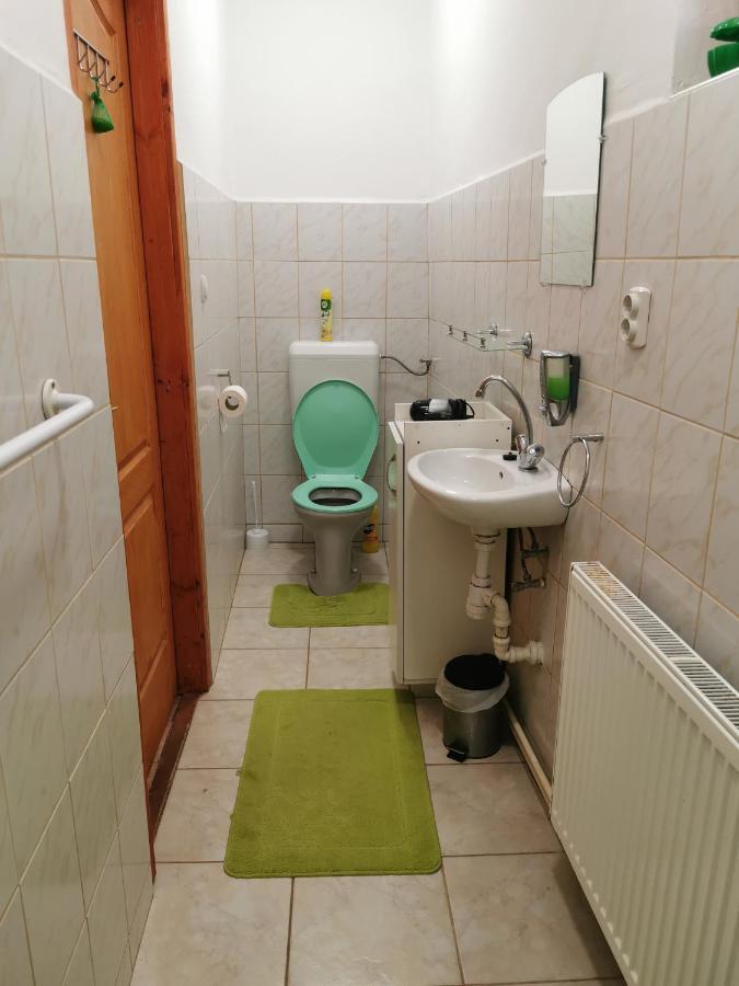 Kis Rigó vendégház Salgótarján Extérieur photo
